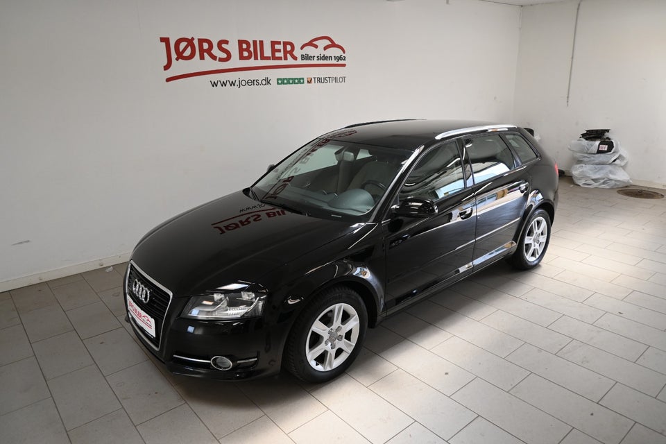 Audi A3 1,6 TDi Ambiente Sportback S-tr. 5d