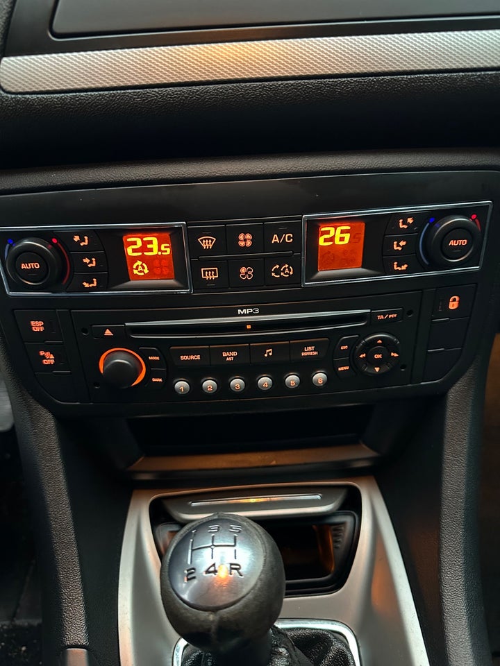 Citroën C5 1,6 HDi 110 Dynamique Tourer 5d