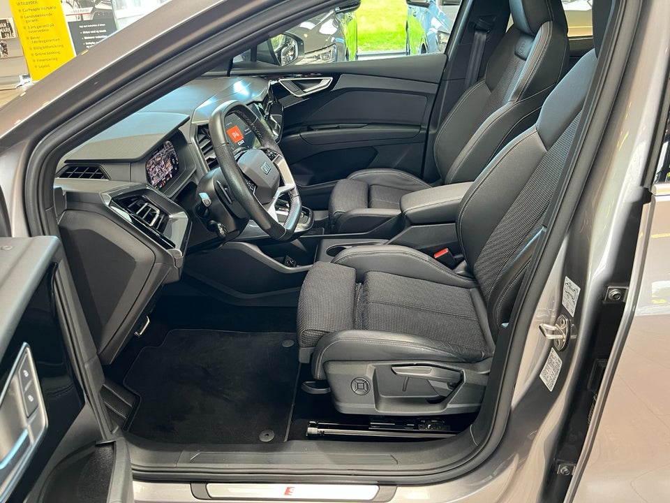 Audi Q4 e-tron 45 S-line 5d