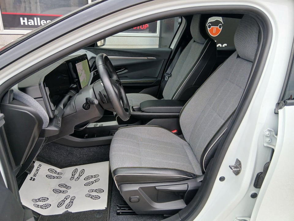 Renault Megane E-Tech 60 Techno 5d