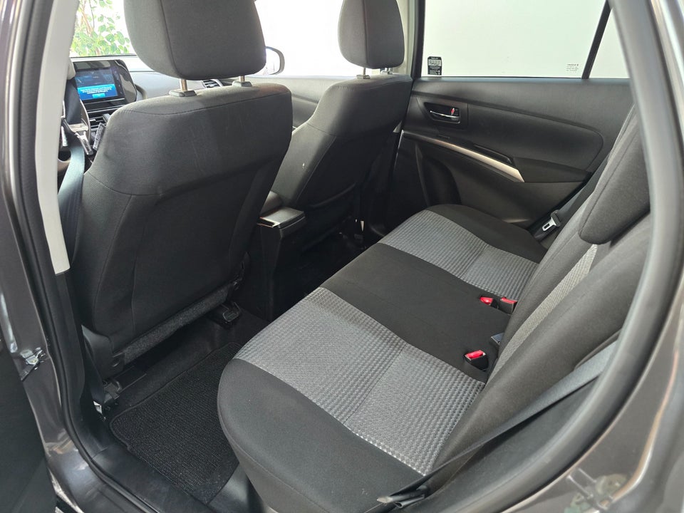 Suzuki S-Cross 1,4 mHybrid Active 5d