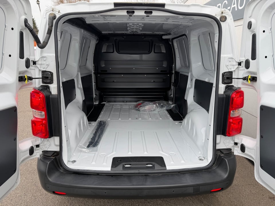 Peugeot e-Expert 50 L2 Plus Van