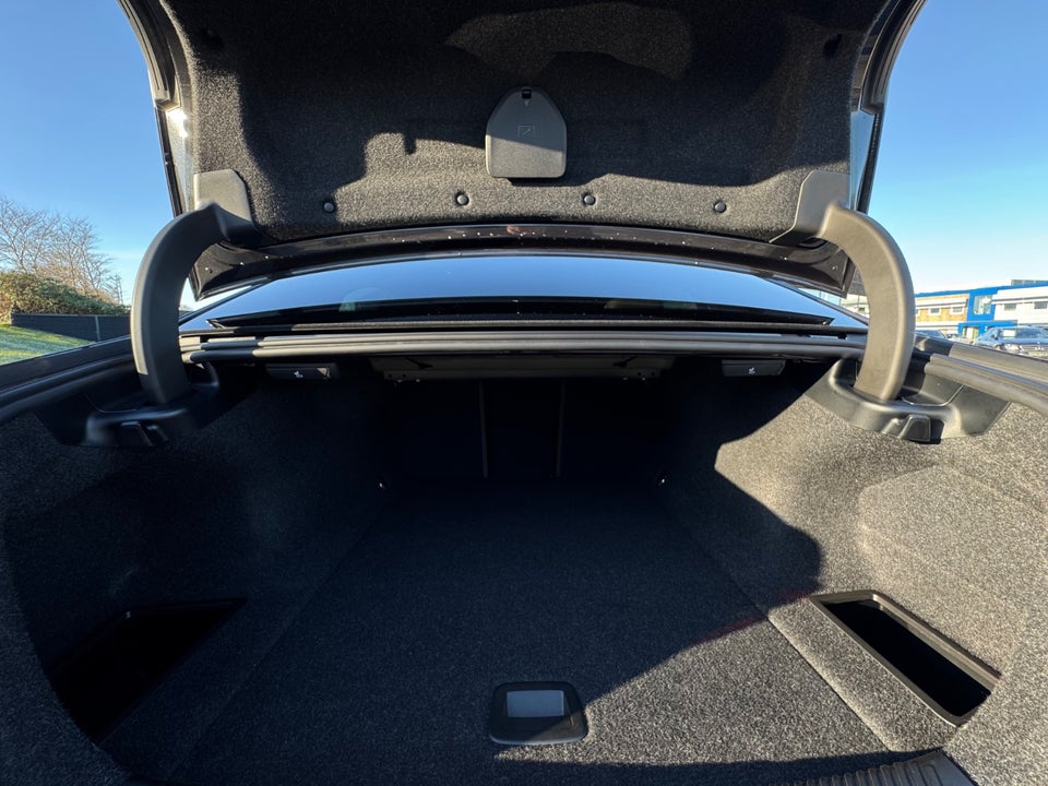 BMW i5 eDrive40 M-Sport 4d