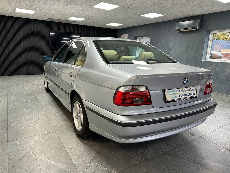 BMW 523i 2,5 Steptr. 4d