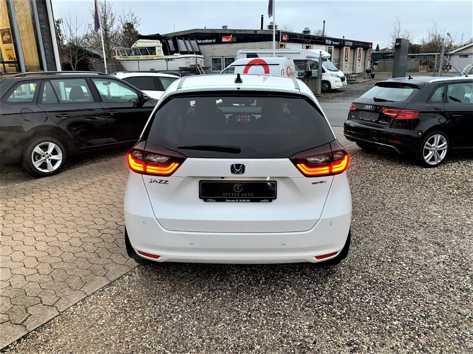 Honda Jazz 1,5 i-MMD Executive eCVT 5d