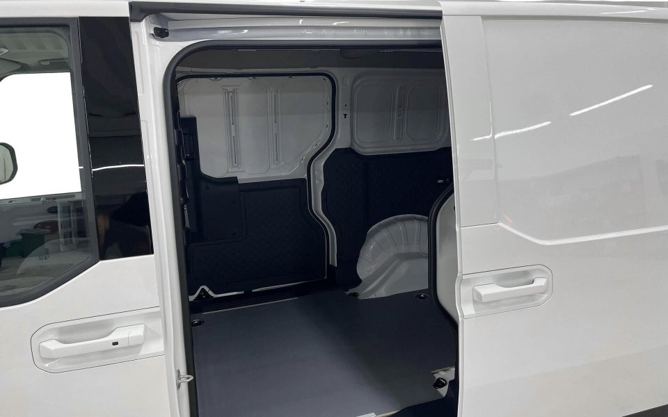 Kia PV5 71 Long Range Work Pro