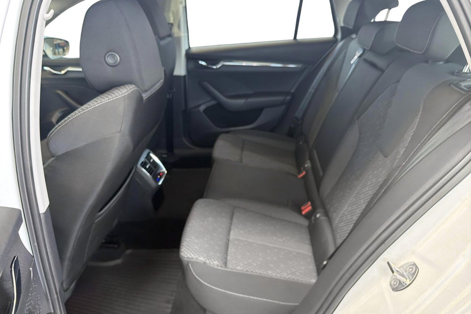 Skoda Octavia 1,0 eTSi 110 Style Combi DSG 5d
