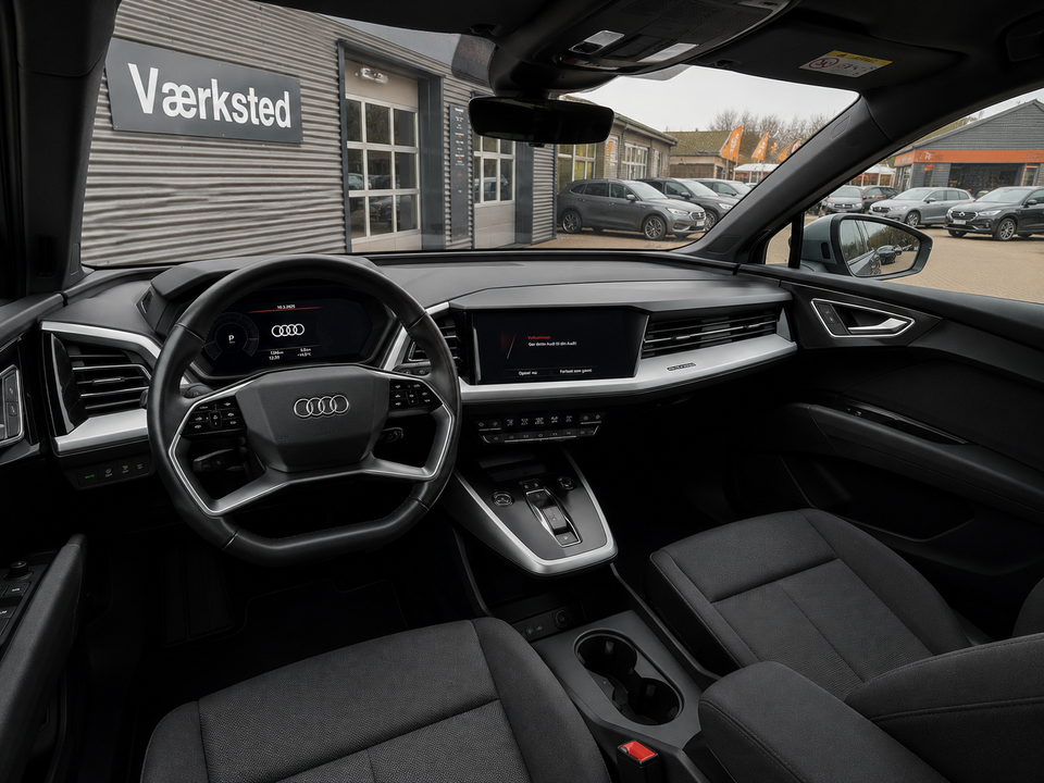 Audi Q4 e-tron 40 Advanced 5d