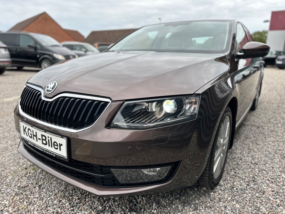 Skoda Octavia 1,8 TSi 180 Elegance DSG 5d