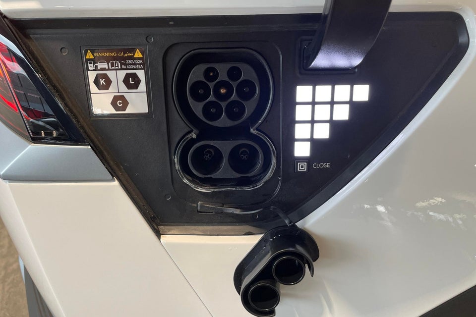 Hyundai Ioniq 5 77 Essential AWD 5d