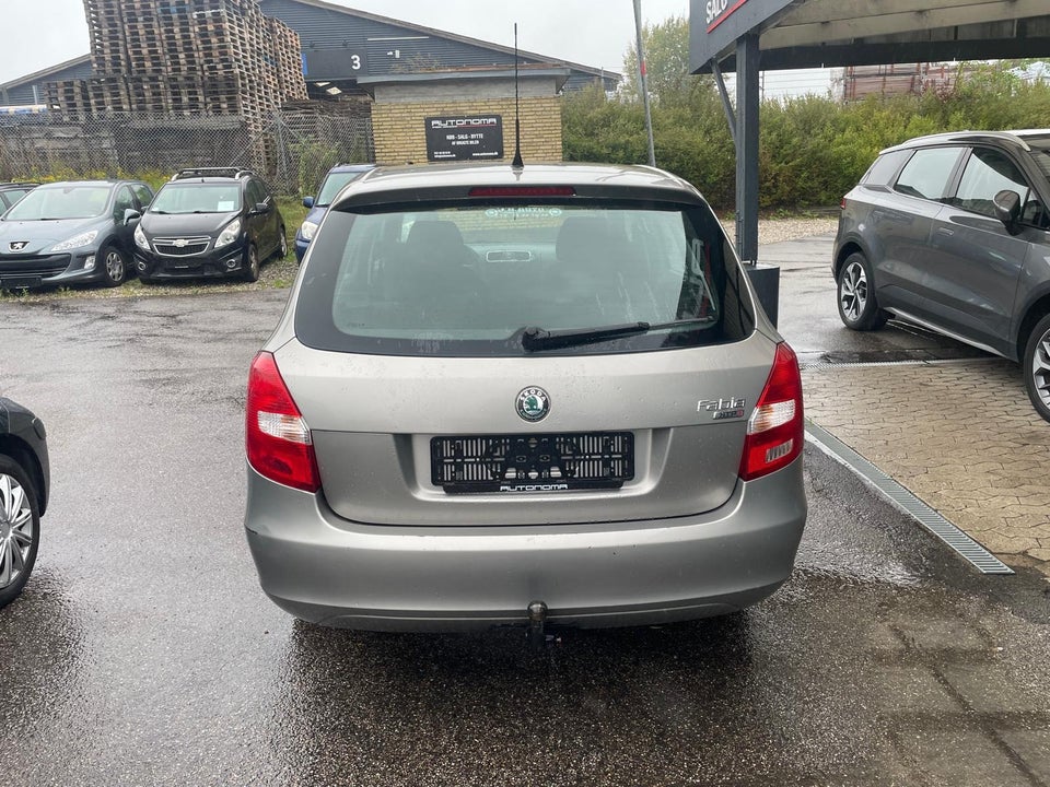 Skoda Fabia 1,2 12V Ambiente Combi 5d