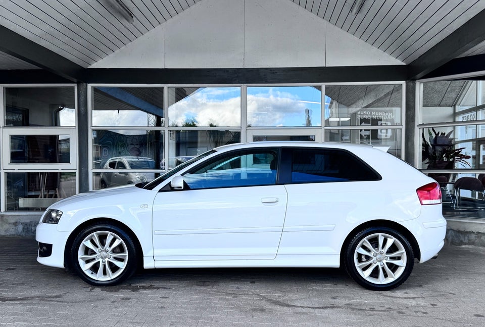 Audi A3 1,8 TFSi Ambition 3d