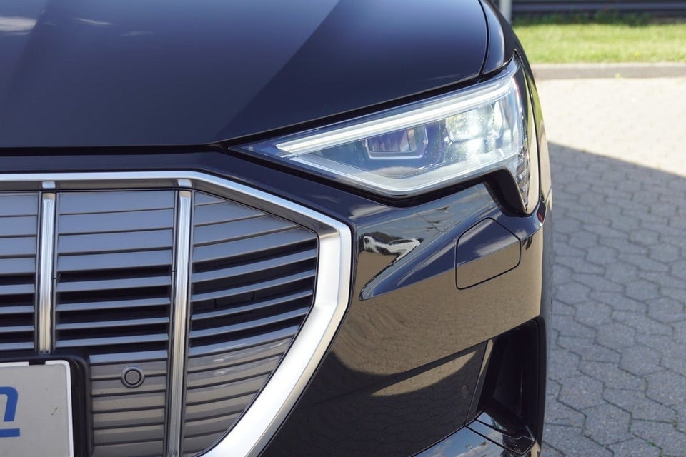 Audi e-tron 55 Advanced quattro 5d