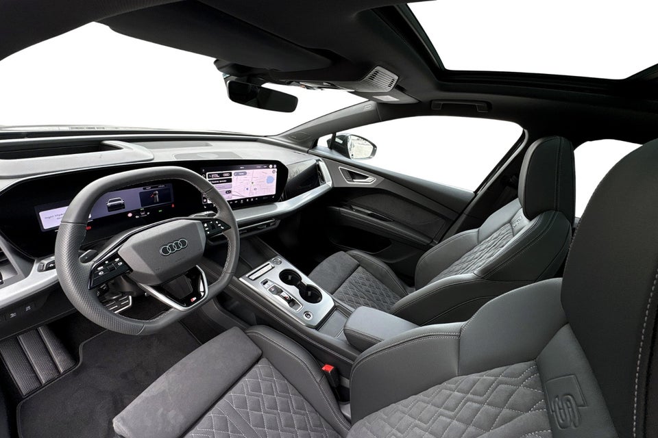 Audi Q4 e-tron performance quattro 5d