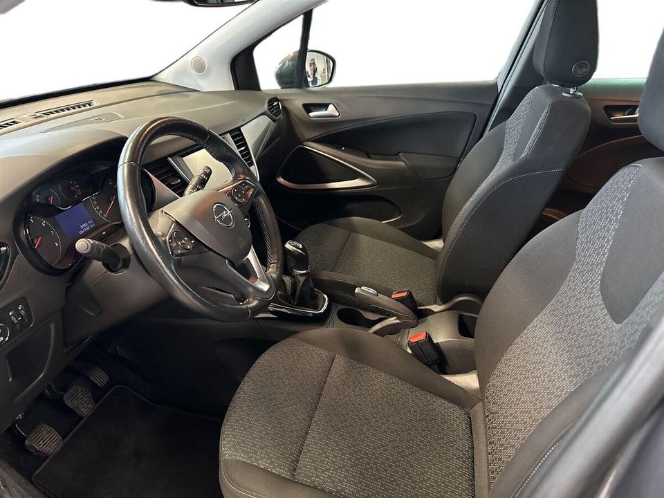 Opel Crossland X 1,2 Excite 5d