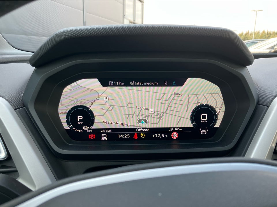 Audi Q4 e-tron 40 S-line 5d