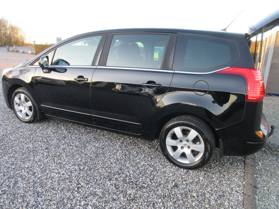 Peugeot 5008 2,0 HDi 150 Premium 7prs 5d