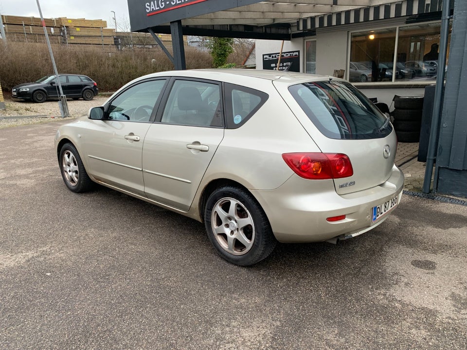 Mazda 3 1,6 Touring+ 5d