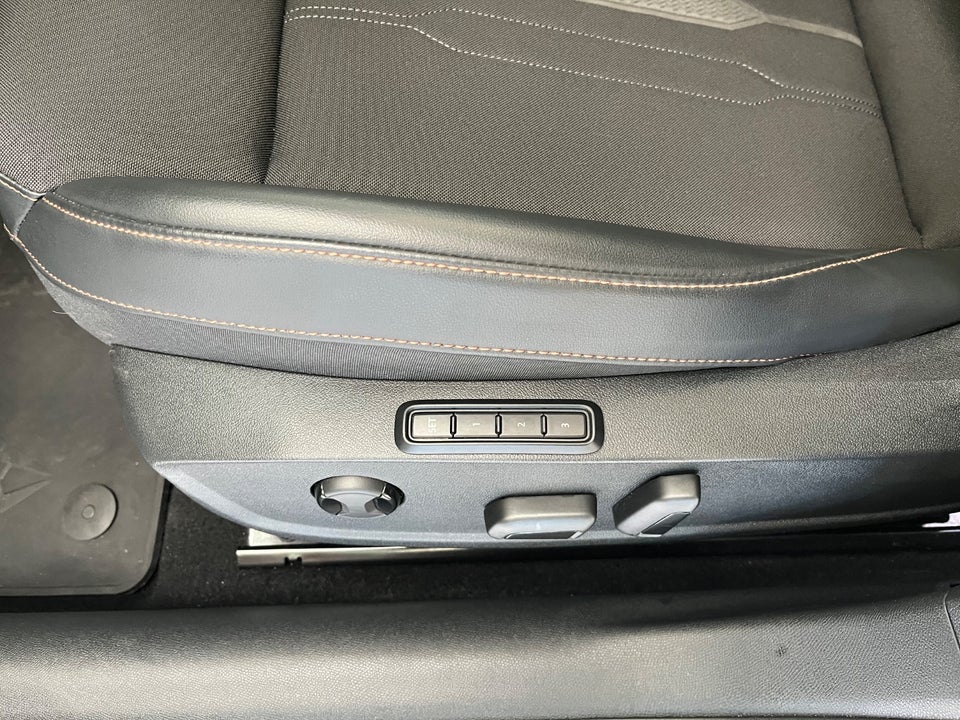 Cupra Leon 2,0 TDi High Sportstourer DSG 5d