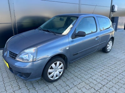 Annonce: Renault Clio II 1,2 8V Storia - Pris 17.500 kr.