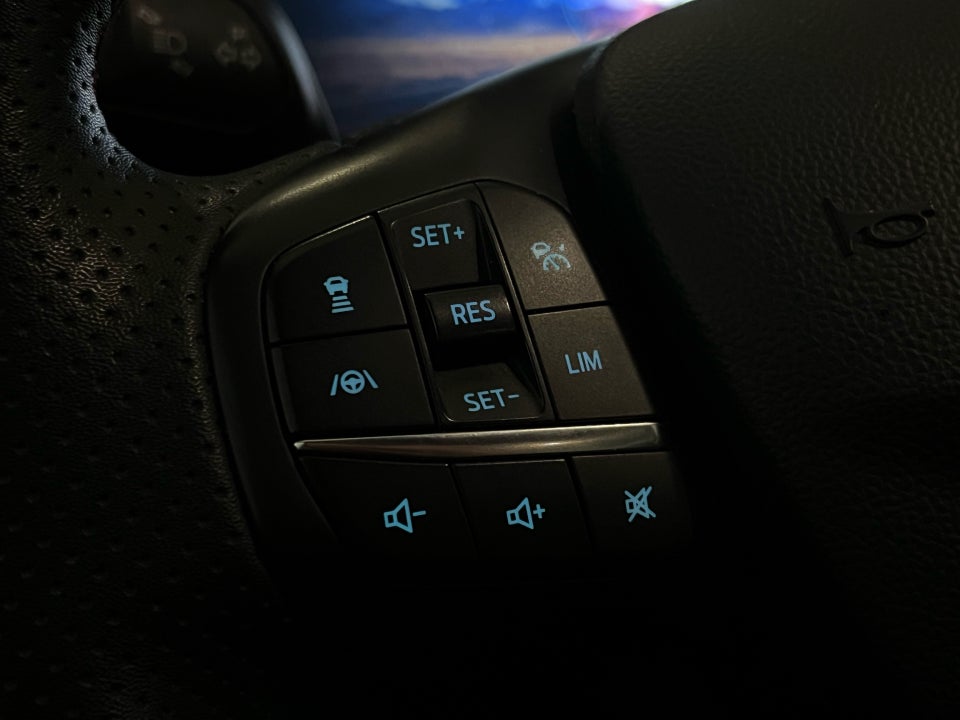 Ford Kuga 2,5 PHEV ST-Line X CVT 5d