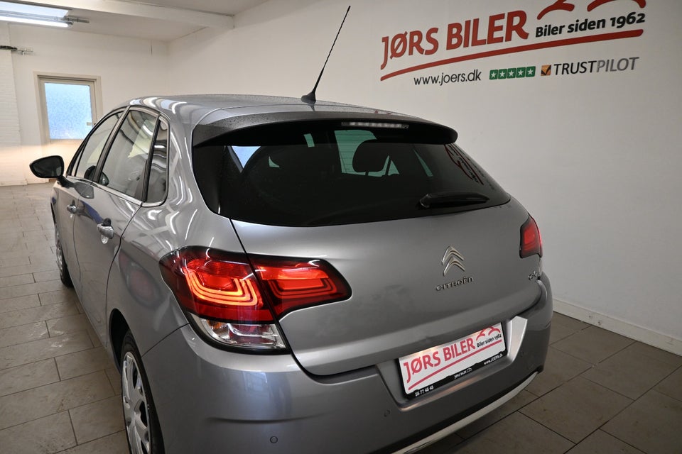 Citroën C4 1,2 PureTech 110 Iconic 5d