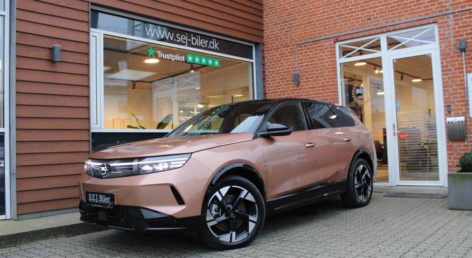 Opel Grandland-e 73 GS Sky 5d