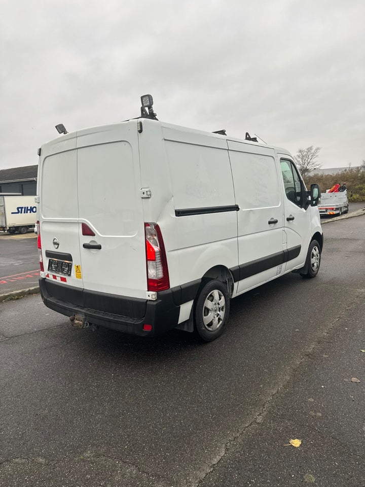 Nissan NV400 2,3 dCi 110 L1H1 Comfort Van 5d