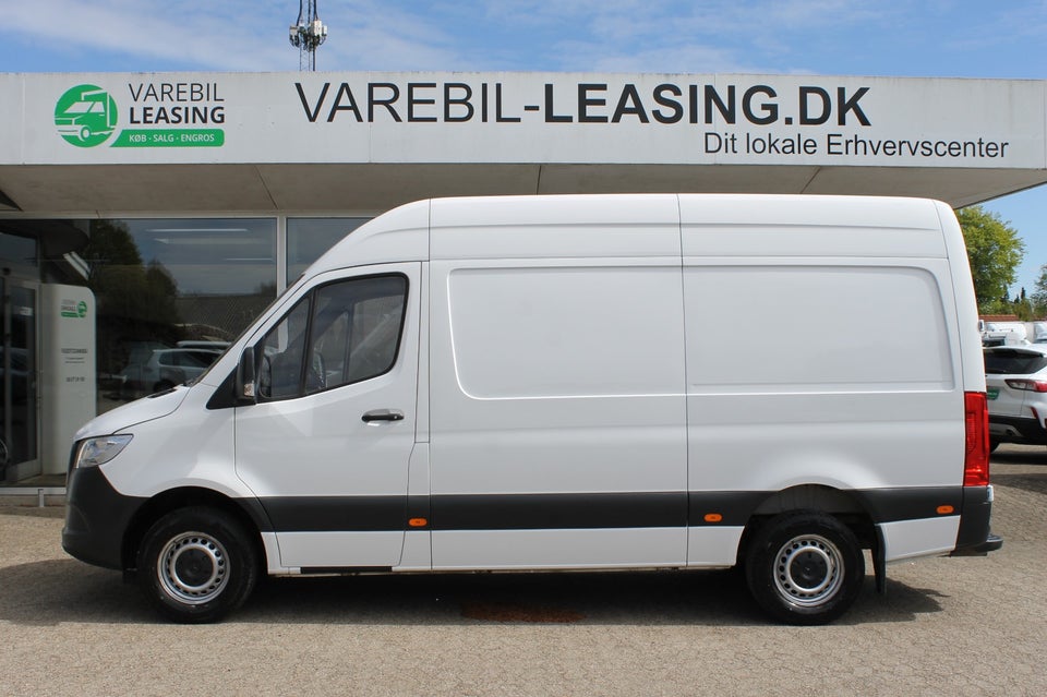 Mercedes Sprinter 317 2,0 CDi A2 Kassevogn aut. RWD