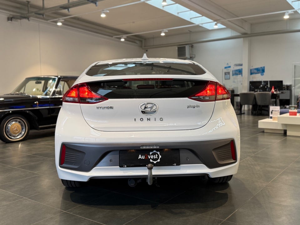 Hyundai Ioniq 1,6 HEV Trend DCT 5d