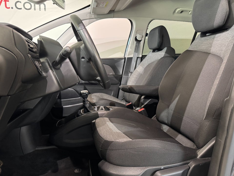 Citroën Grand C4 SpaceTourer 1,2 PureTech 130 Cool 7prs 5d