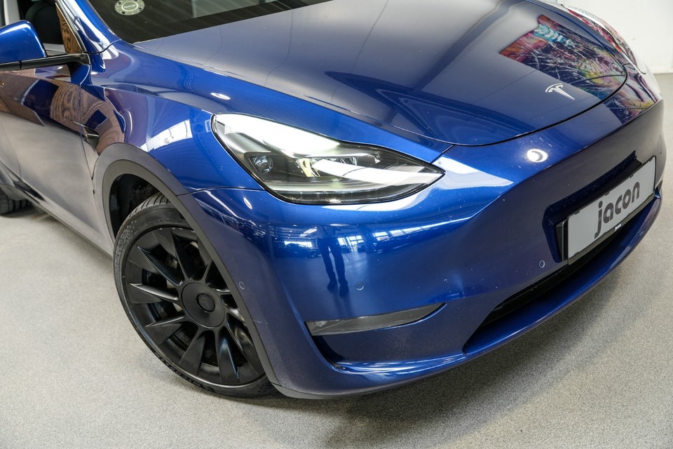 Tesla Model Y Long Range AWD 5d