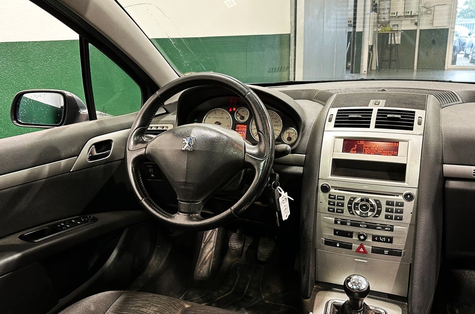 Peugeot 407 1,8 Perfection SW 5d