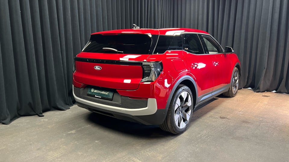 Ford Explorer 77 Premium Extended Range 5d