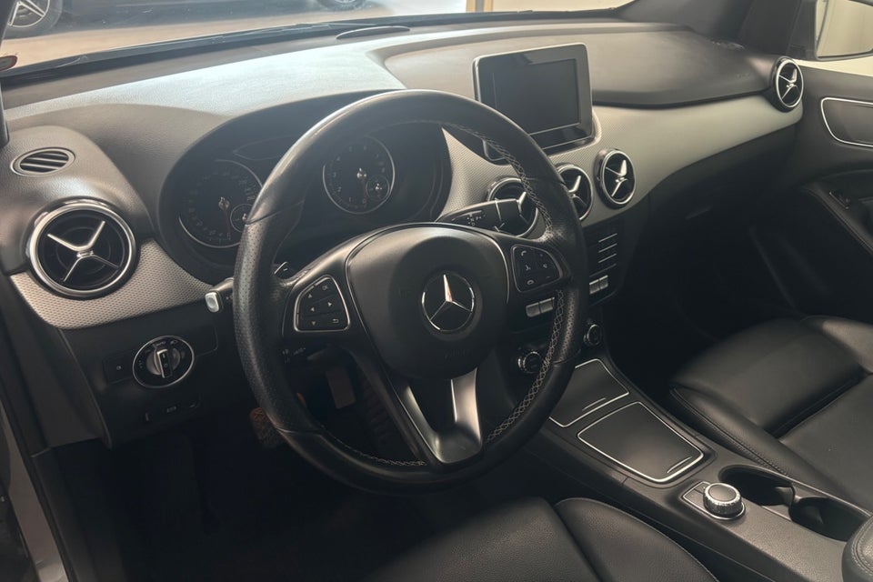 Mercedes B200 1,6 Business aut. 5d