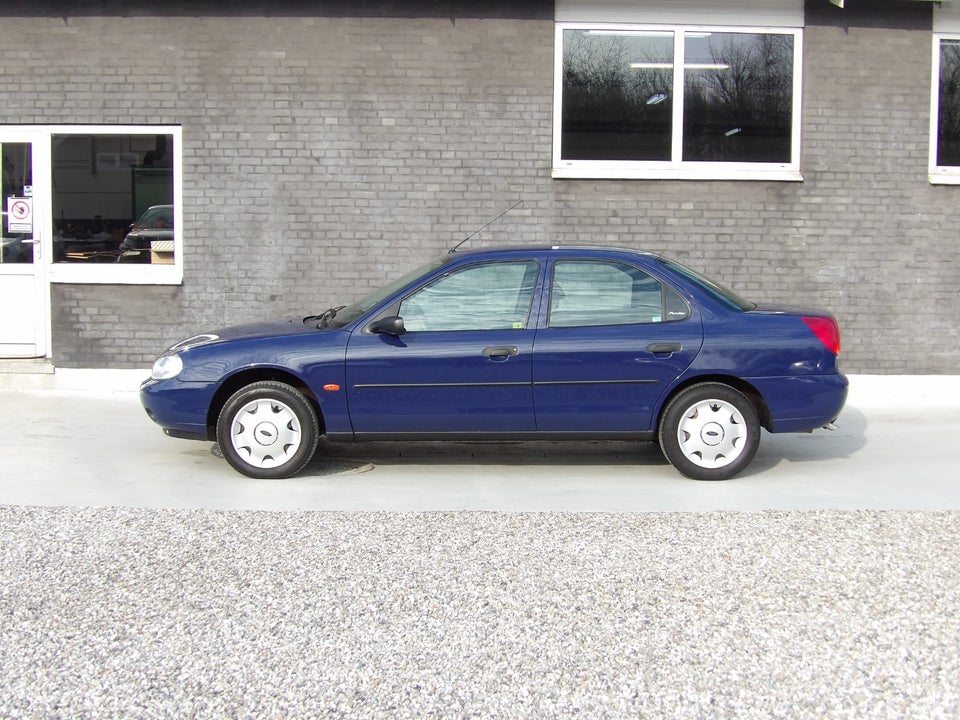 Ford Mondeo 1,6 Fashion 4d