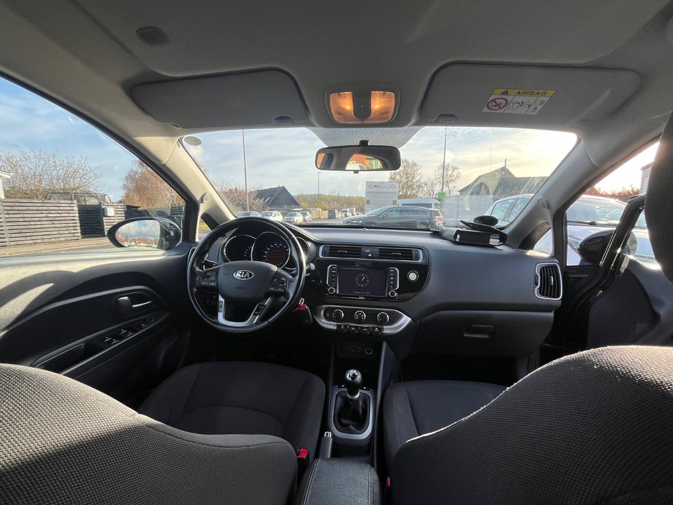 Kia Rio 1,2 CVVT Exclusive 5d
