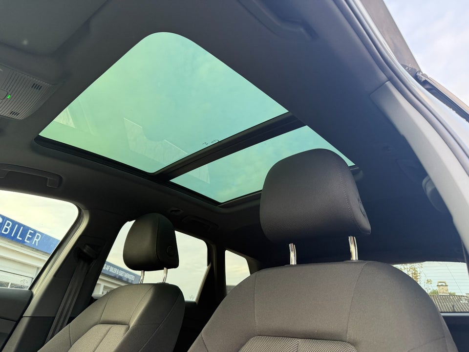 Audi Q4 e-tron 45 quattro 5d