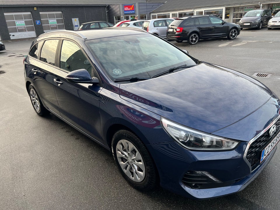 Hyundai i30 1,0 T-GDi Life Komfort stc. 5d