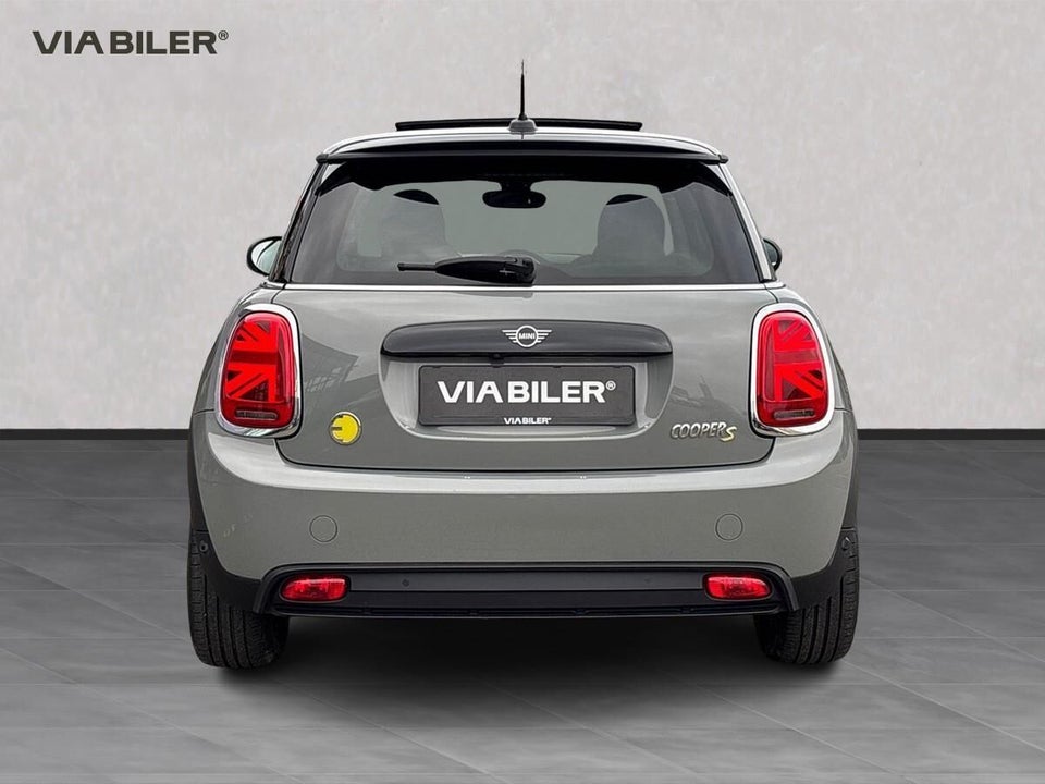 MINI Cooper SE Maximise 3d