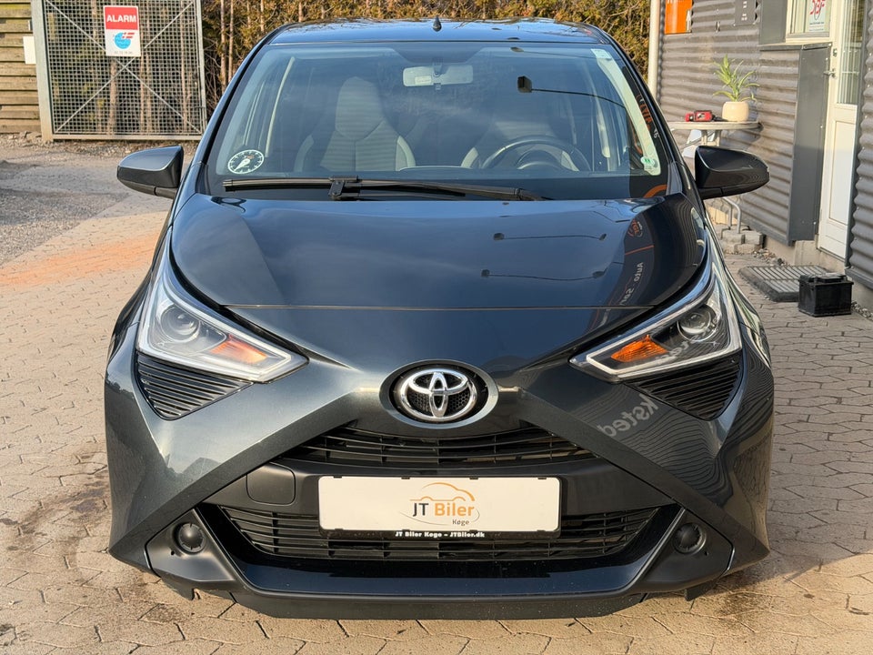 Toyota Aygo 1,0 VVT-i x-pression 5d