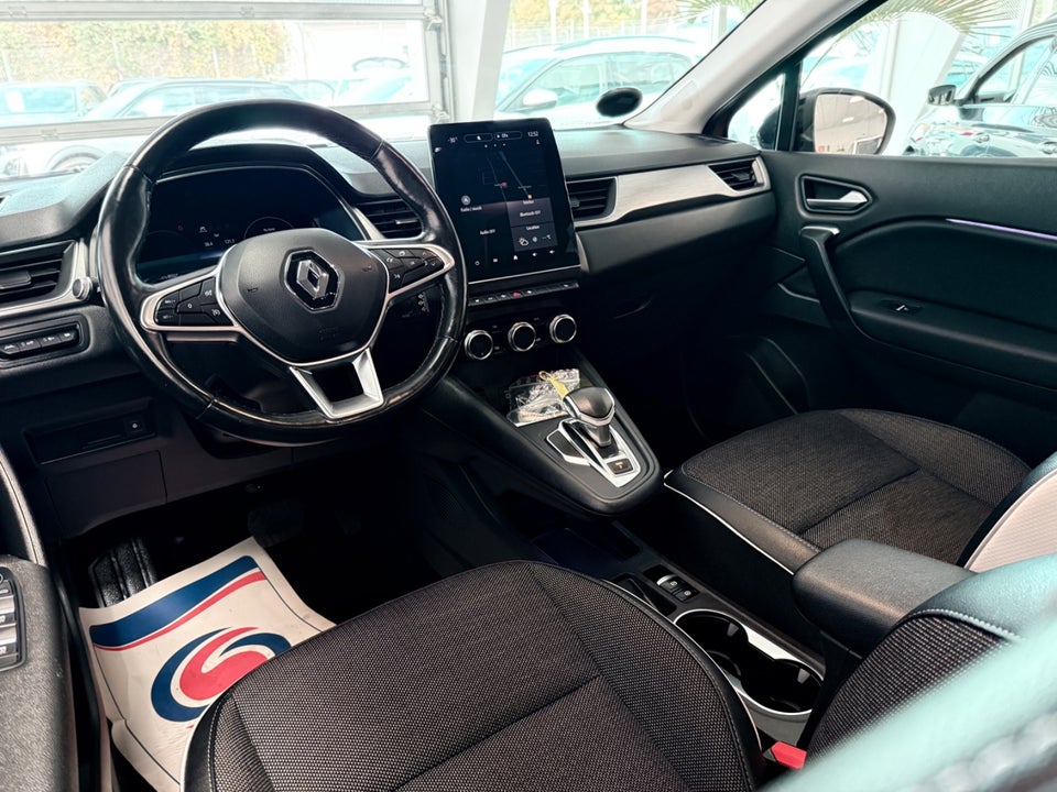 Renault Captur 1,6 E-Tech Intens 5d
