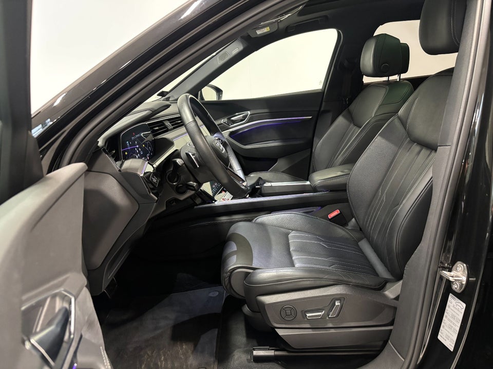 Audi e-tron S quattro 5d
