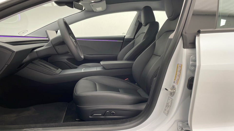 Tesla Model 3 RWD 4d