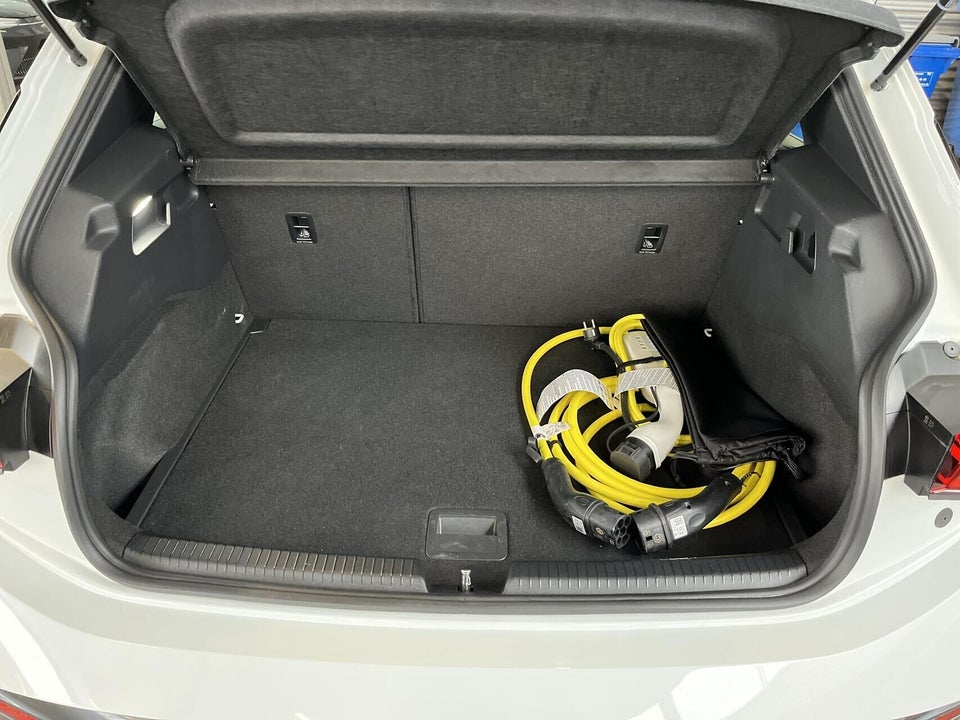 Cupra Born 58 High 5d