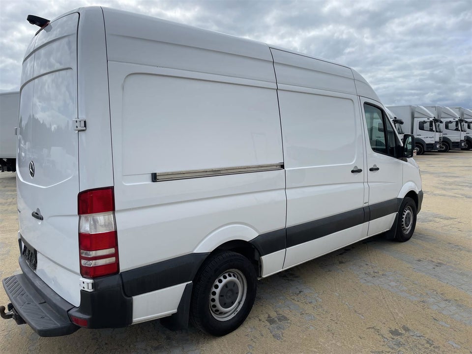 Mercedes Sprinter 316 2,2 CDi R2 Kassevogn 5d