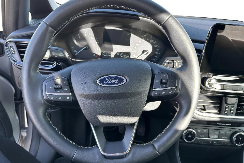 Ford Fiesta 1,0 EcoBoost mHEV Titanium 5d