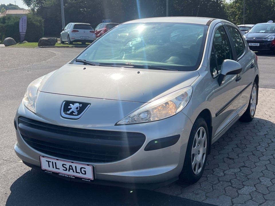 Peugeot 207 1,4 XR+ 5d