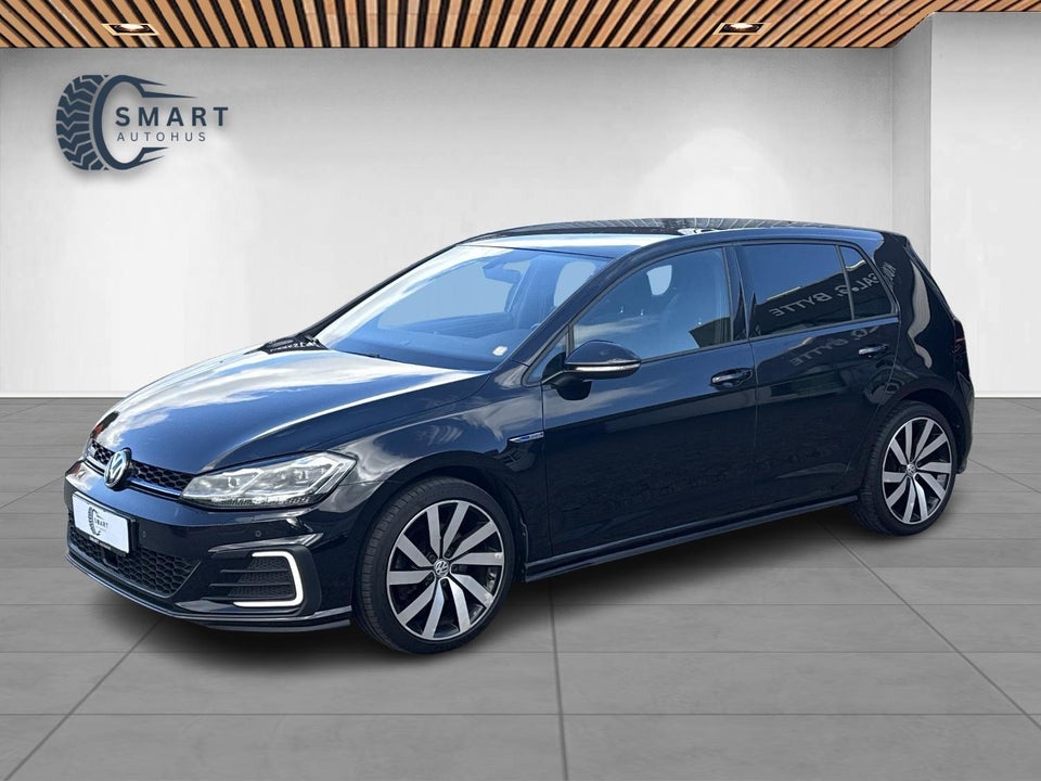 VW Golf VII 1,4 GTE DSG 5d