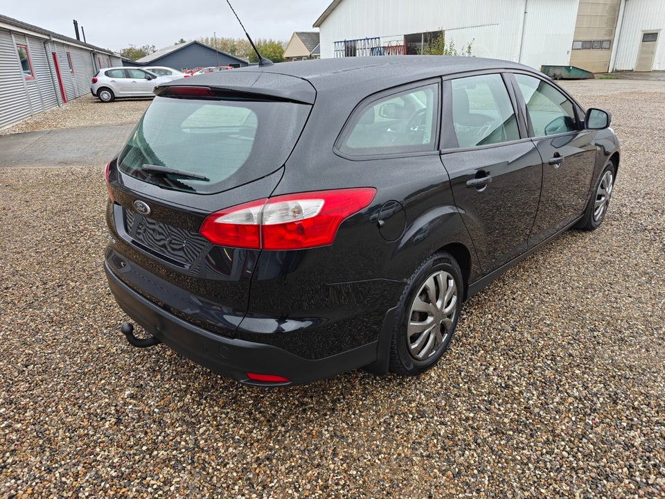 Ford Focus 1,6 Ti-VCT 105 Titanium stc. 5d